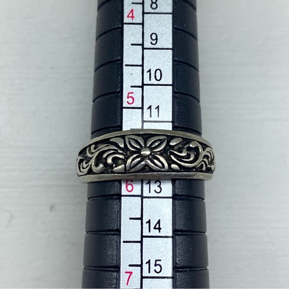 Black Satin Scroll Work And Floral Sterling Silver Ring - Picture 1 of 11